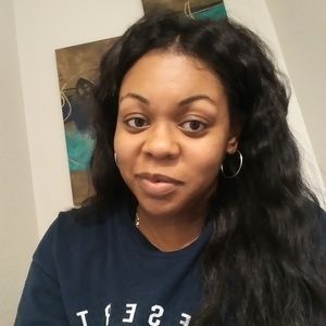 Meet your Posher, Timia